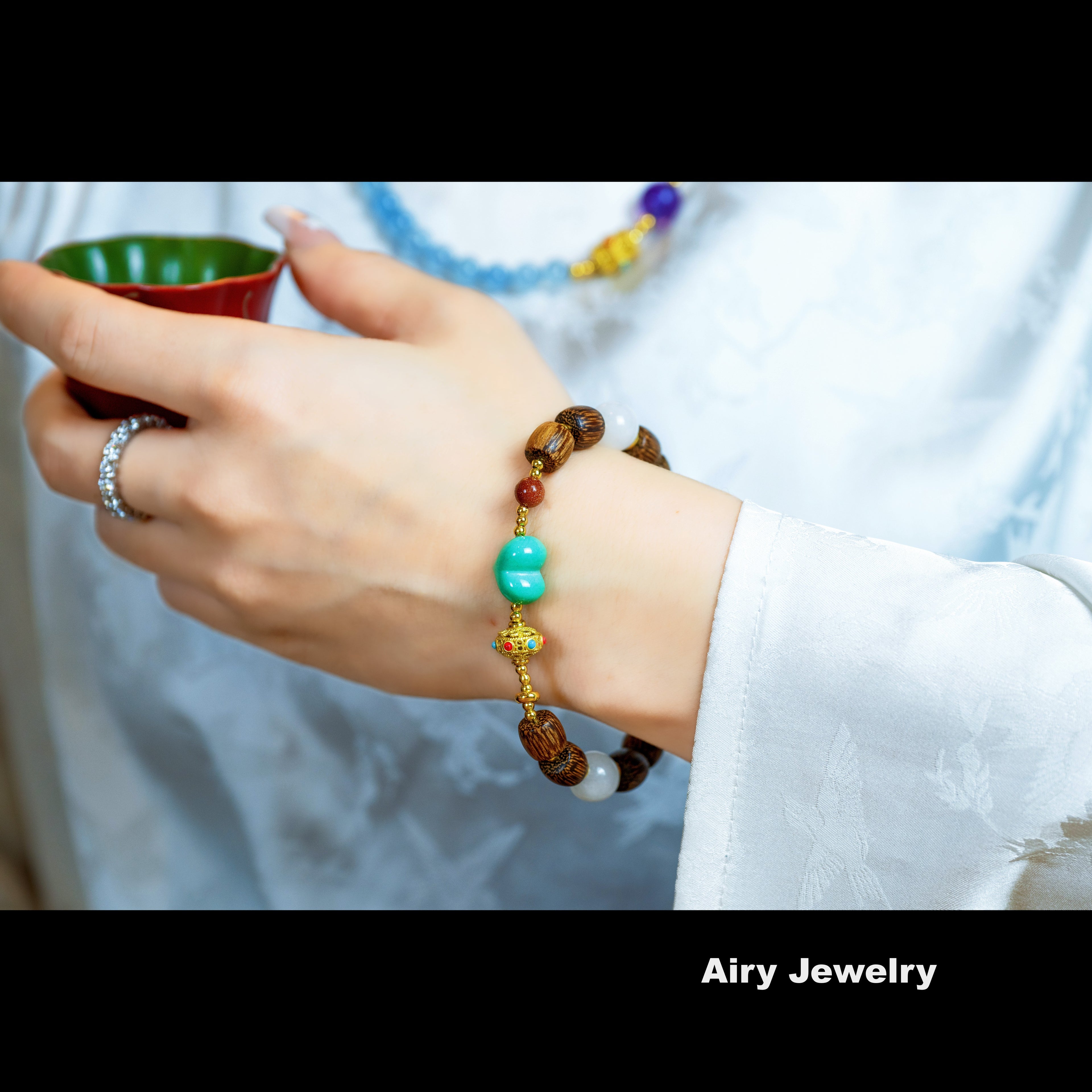 Original wooden agate design bracelet